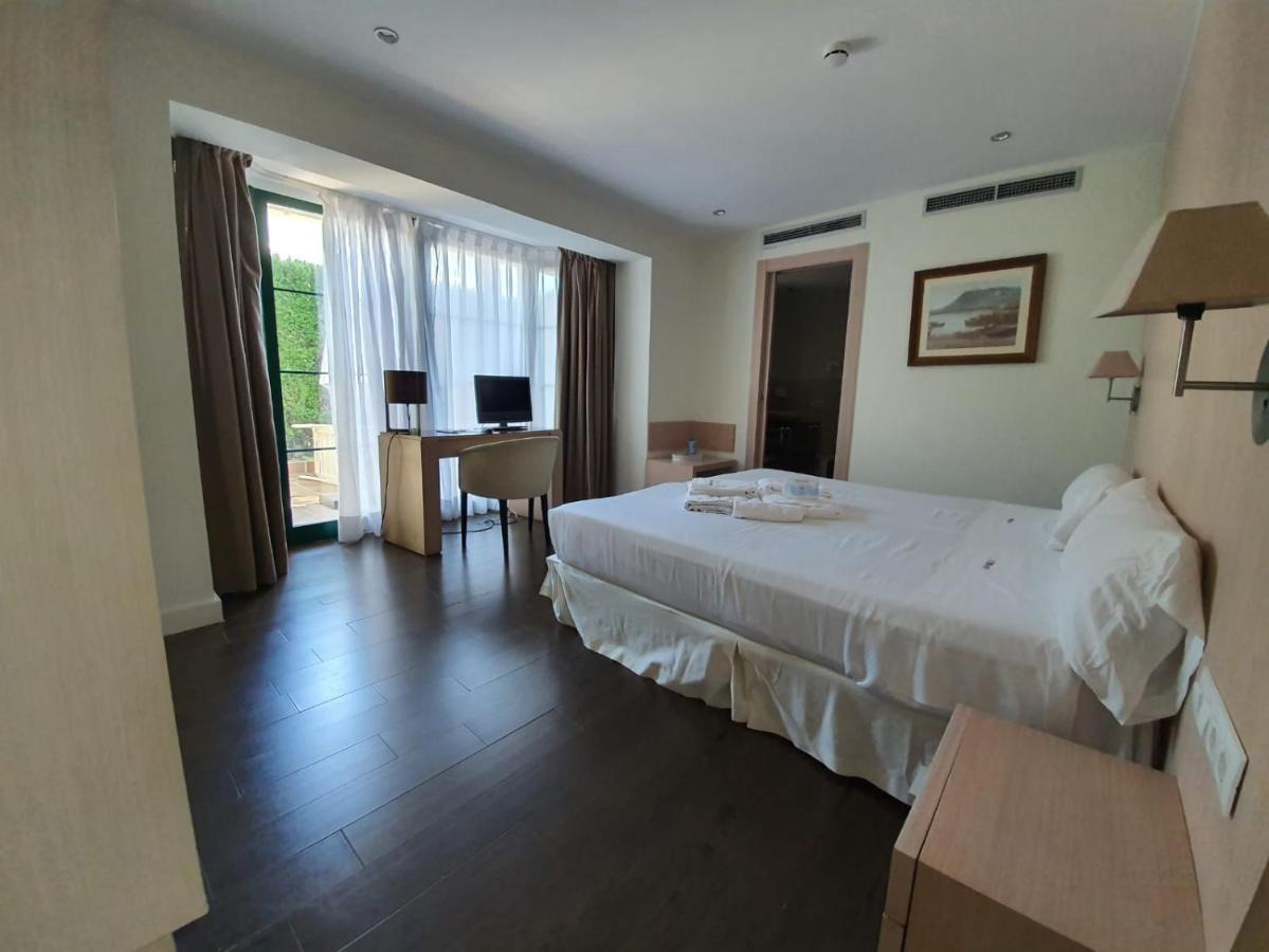 Hotel Mr Les Rotes Dénia Eksteriør billede
